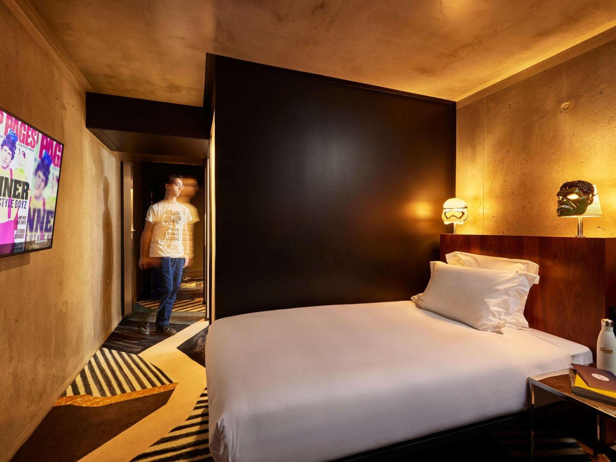 Mama Shelter Paris East Hotel Exterior foto