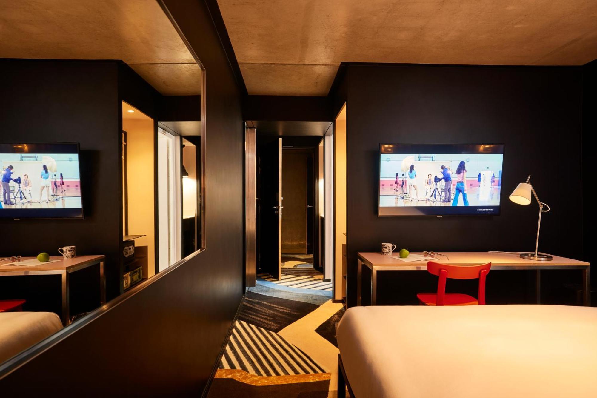 Mama Shelter Paris East Hotel Exterior foto